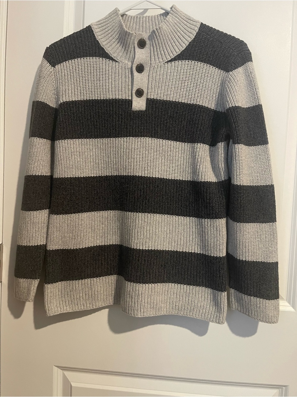 OshKosh B'gosh Boys 14 Gray and Charcoal Striped Henley Crewneck Sweater - Picture 3 of 11